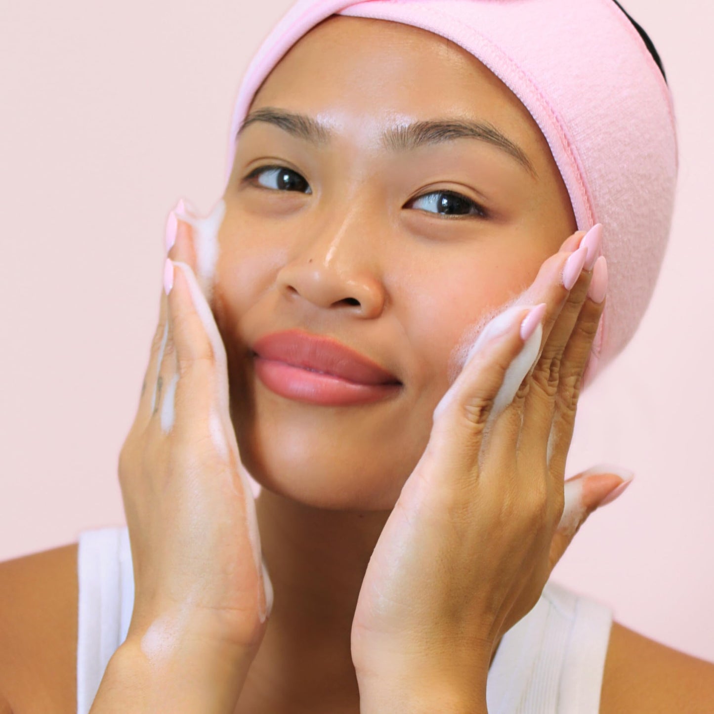 ERASE YOUR FACE Foaming Face Wash - Gentle Face Wash to Rejuvenate & Nourish Skin - Hydrating Face Wash Enriched with Hyaluronic Acid, Ceramides & Vitamin C for a Radiant Glow (6.8 Fl Oz)