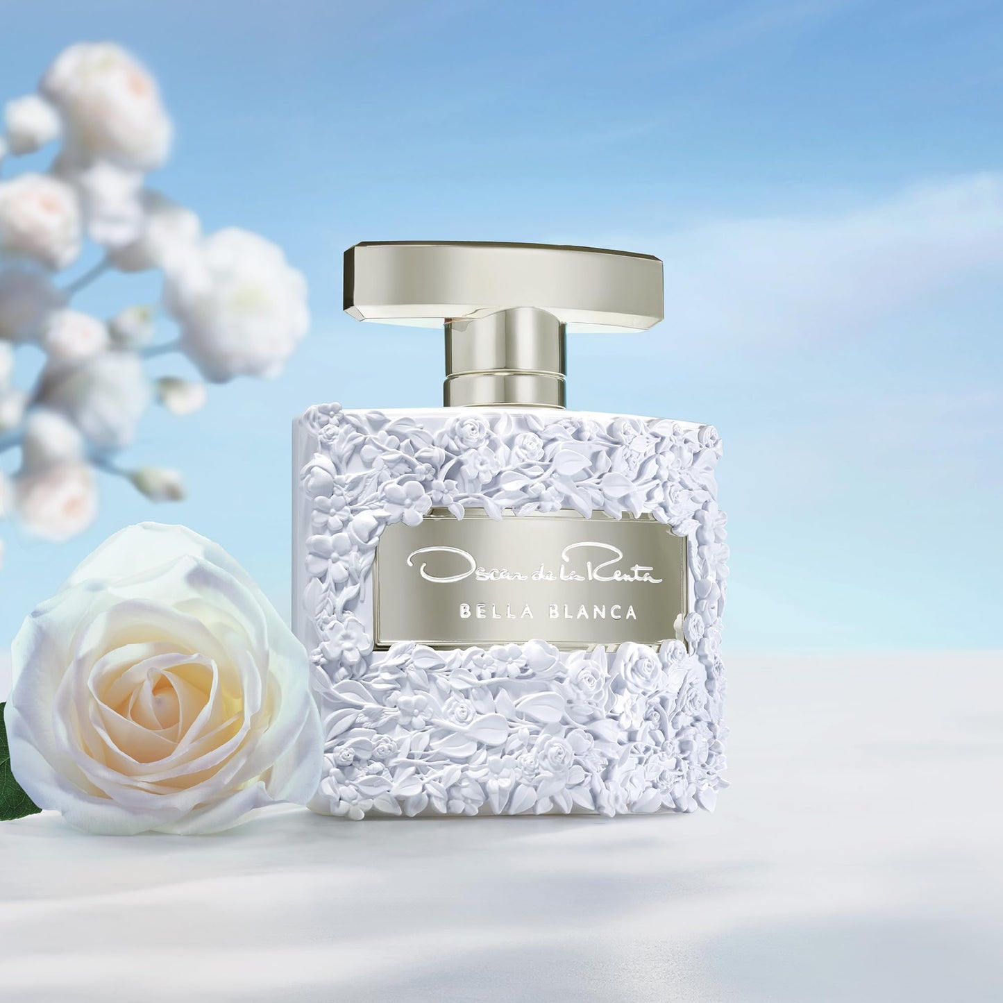 Oscar de la Renta Bella Blanca Eau de Parfum 3 Piece Gift Set for Women - 3.4 Fl. Oz., Travel Spray 0.5 Fl. Oz., and Body Lotion 3.4 Fl. Oz.