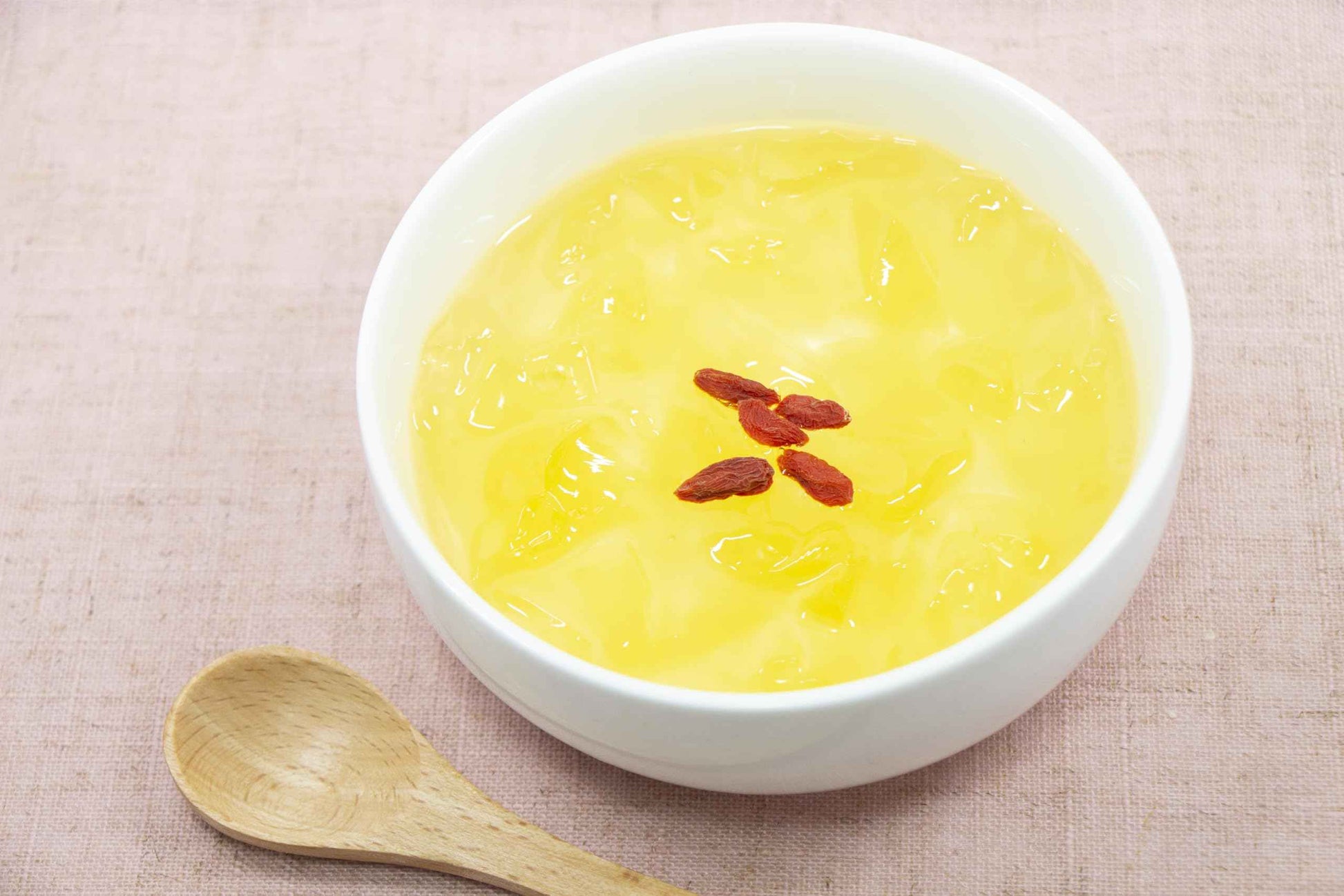 Sweet Post Chinese Wolfberry - Goji Berries | 100% Natural Sun-Dried Whole Fruit | Sulfate & Additive Free - Great Flavor for Drinks and Soup 特级红枸杞 12 OZ