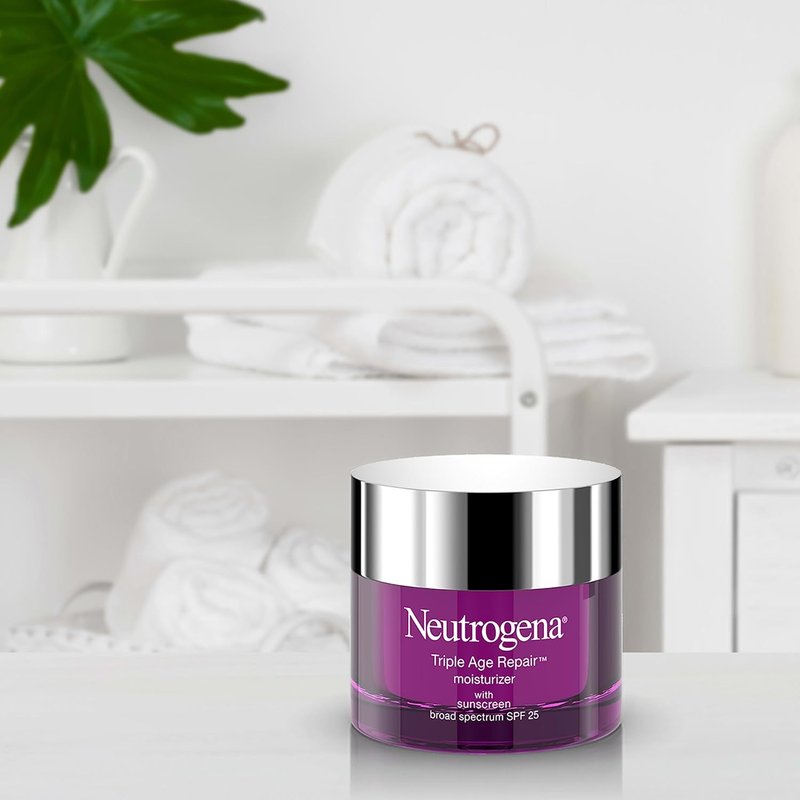 Neutrogena Triple Age Repair Face Moisturizer - Anti-Wrinkle Cream with Hexinol & Vitamin C | SPF 25, 1.7 oz