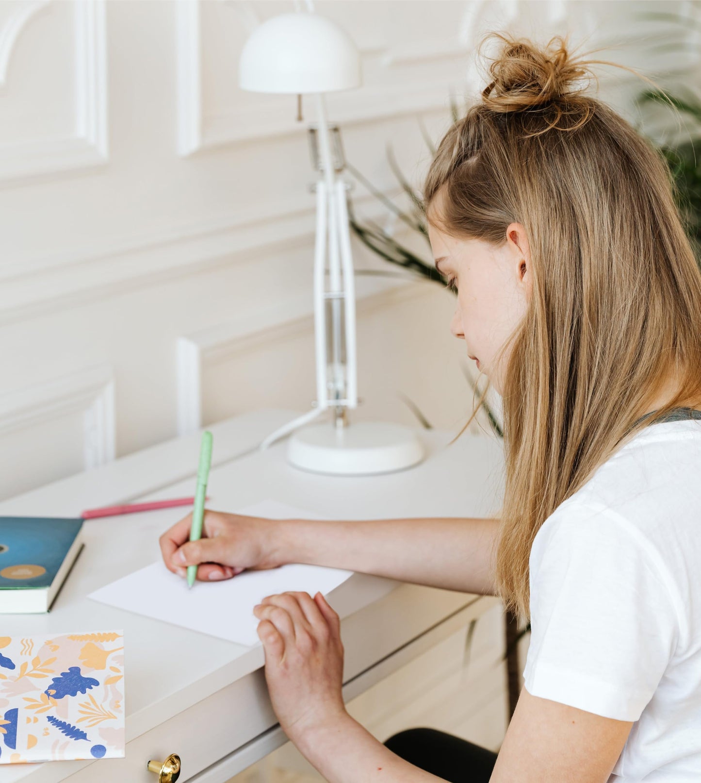 3dRose Western Christmas Horse with Wreath and Barn Wood Greeting Cards, Set of 6 (gc_164738_1)