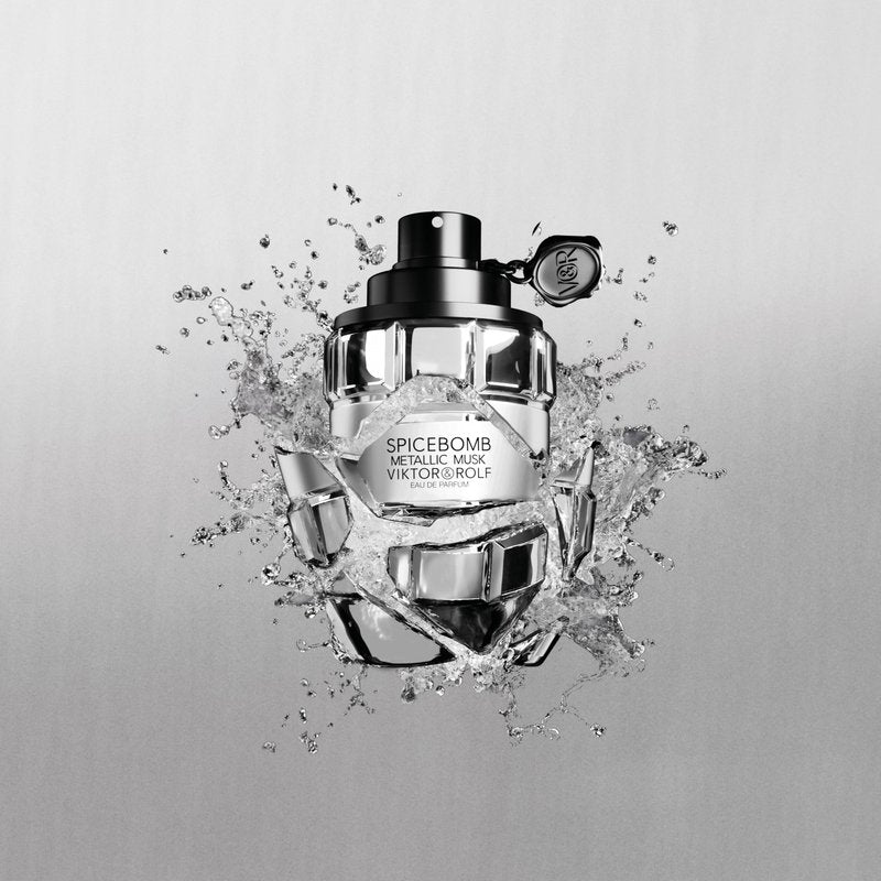 Viktor&Rolf - Spicebomb Metallic Musk - Eau de Parfum - Cologne for Men - Ambery Fragrance - With Warm Musk, Silver Suede & Black Pepper - 3 Fl Oz