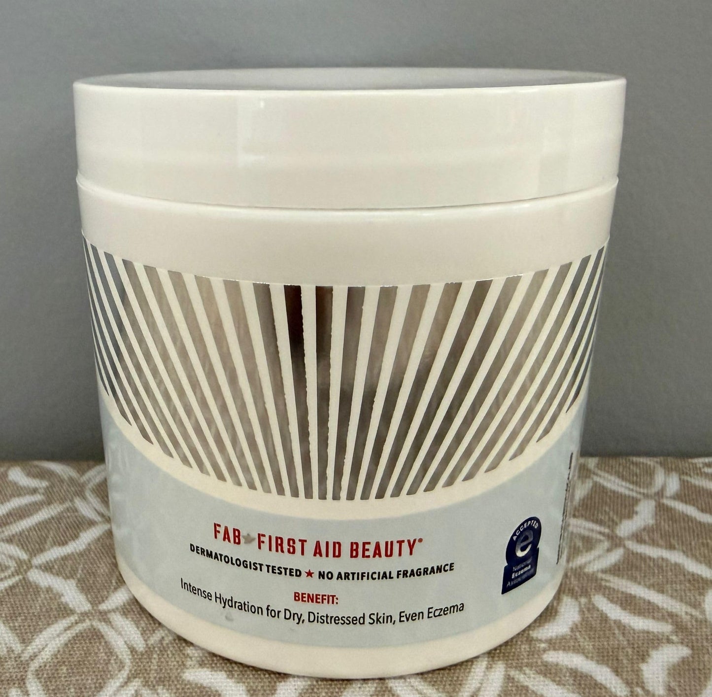 First Aid Beauty - Ultra Repair Cream, Intense Hydration Whipped Colloidal Oatmeal, Clinically Proven to Strengthen Skin Barrier in 7 Days & Helps Relieve Eczema, Luxury Face & Body Moisturizer, 12 oz