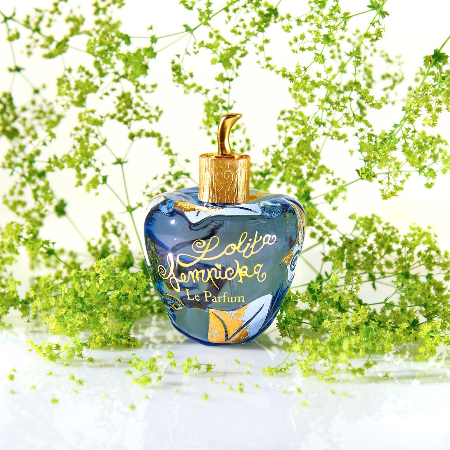 Lolita Lempicka Le Parfum Eau De Parfum Spray for Women - Notes of Licorice, Violet, & Anise - Ideal for Daily Wear and Special Events - Travel Size .50 Oz