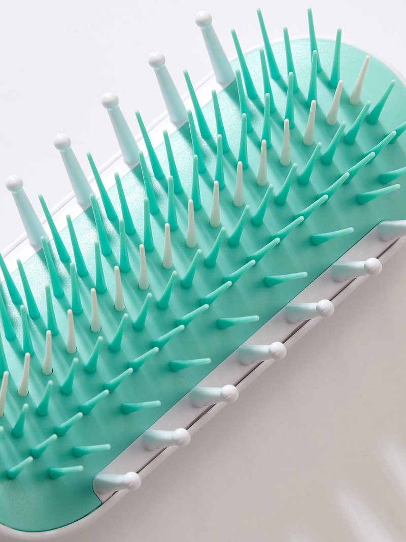 Frida Baby Detangling Hairbrush for Thick or Curly Hair, Toddler Hairbrush, Detangler Brush for Kids, Wide-Tooth Comb & Bristle Combo, Loosens Knots Without Tears or Breakage, Wet or Dry Use, Teal