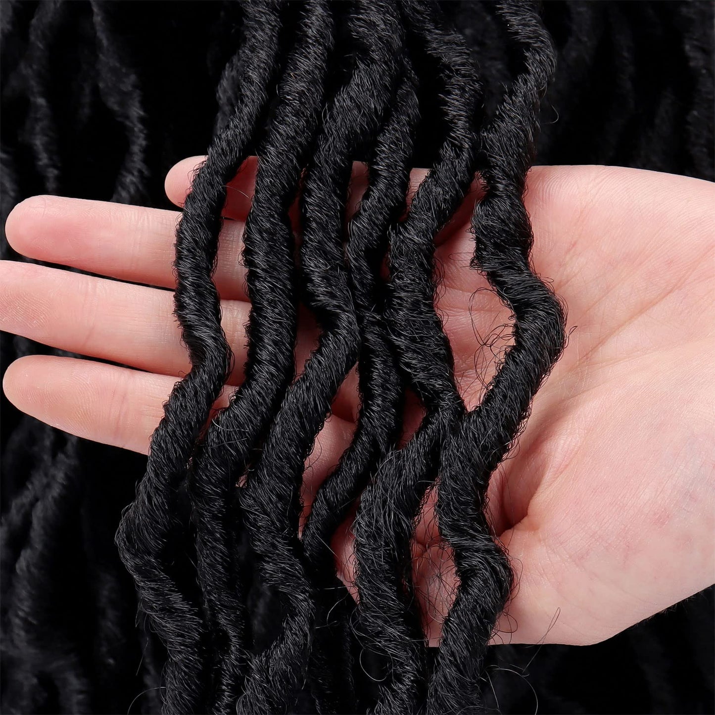 18 Inch Goddess Faux locs Crochet Hair 6 Packs/Lot Soft Gypsy Locs Wavy Crochet Braids Dreadlocks Curly Wavy Twist Braiding Hair Extensions African Roots Braid（1B)