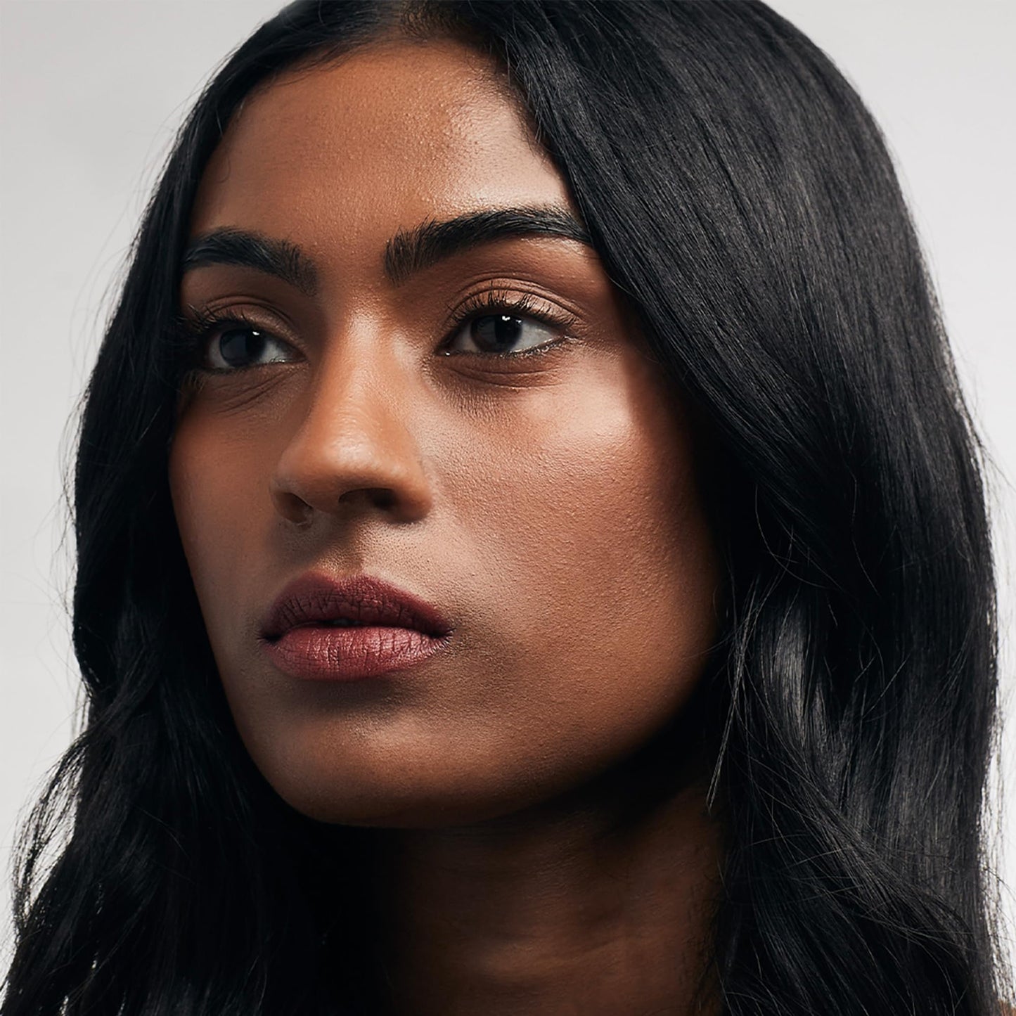 VASANTI Matte Crush Lipstick Pencil (Rosy Pout) | Long-Lasting, Water-Resistant Lip Liner Pencil that Won’t Smudge | Highly Pigmented, Soft Matte Lip Pencil