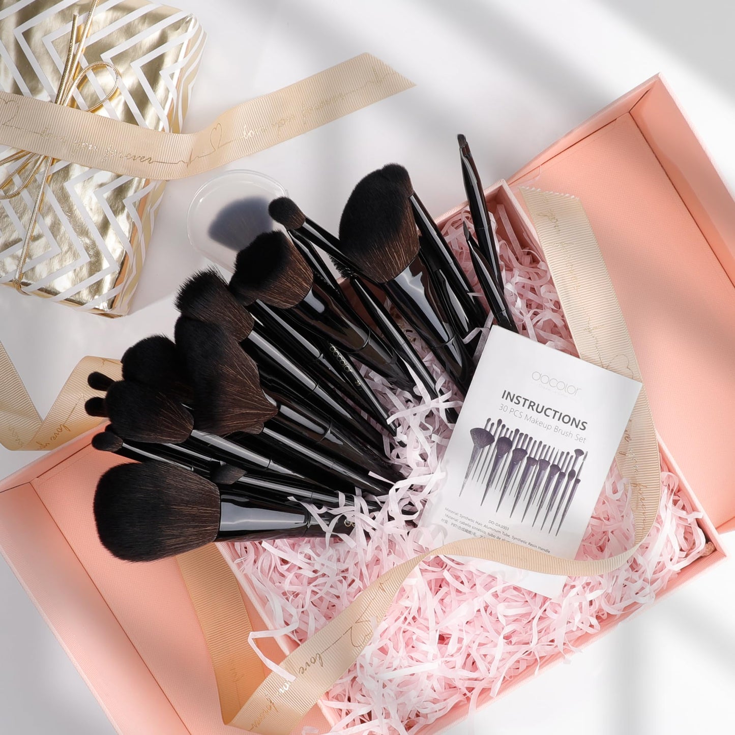 Docolor Makeup Brushes Set Professional 30Pcs Obsidian Makeup Brushes Premium Synthetic Powder Kabuki Foundation Contour Blush Concealer Eye Shadow Blending Eyeliner Crease Eyebrow Make Up Brush Kit
