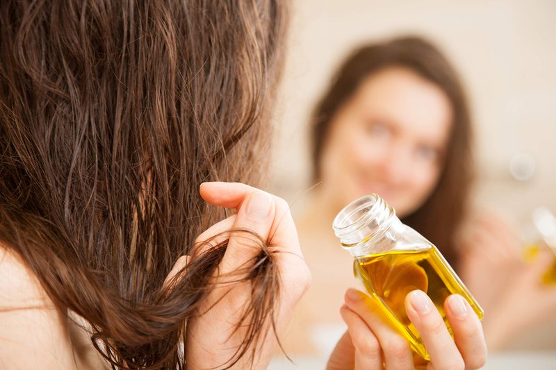 Hazelnut Oil Pure Unrefined Cold Pressed for Hair Skin Hydrating Moisturizing by COCOJOJO – 32 Ounce