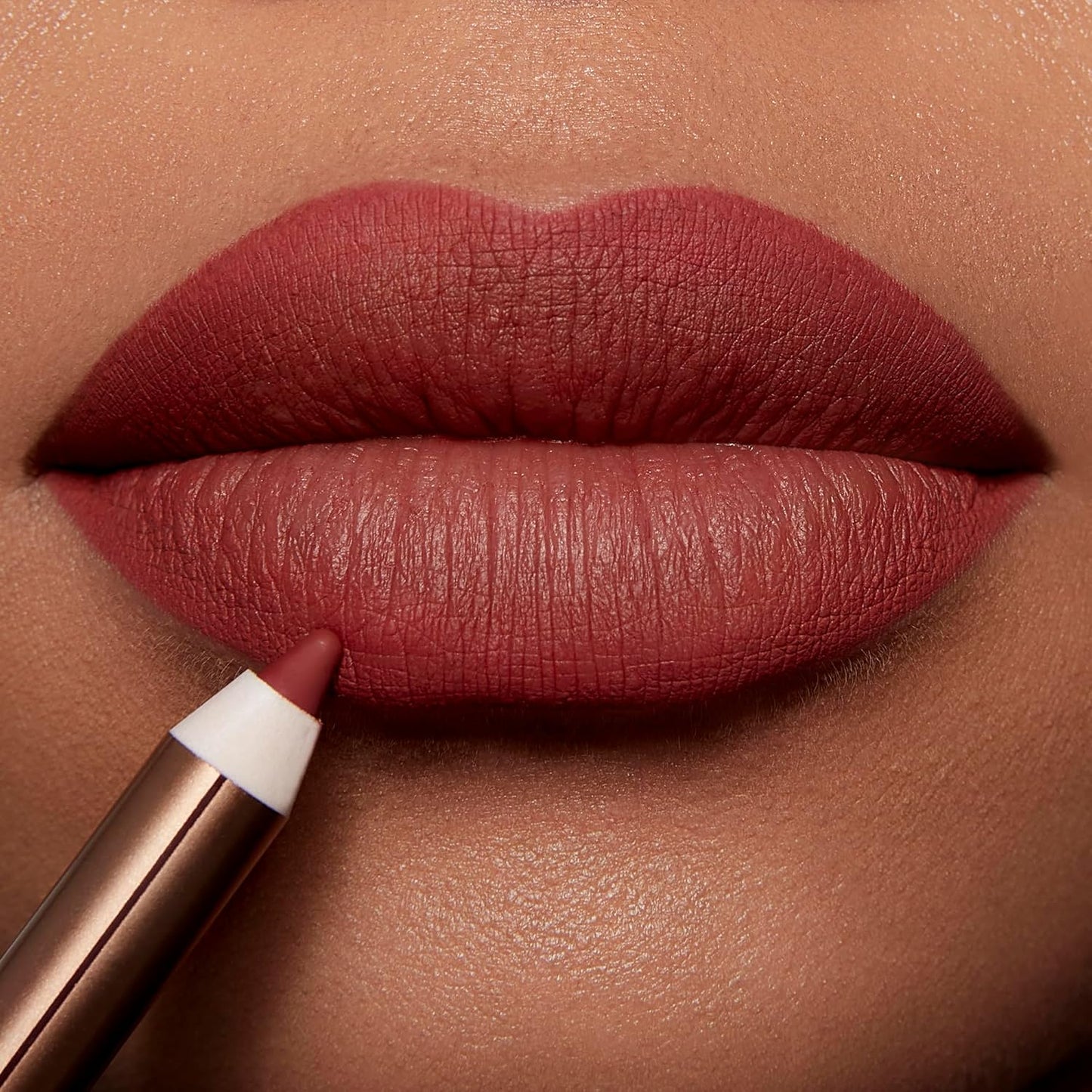 Charlotte Tilbury Lip Cheat Lip Liner Pencil - Define & Enhance Your Lips | Waterproof, Smudge-Proof, Jojoba Oil Infused
