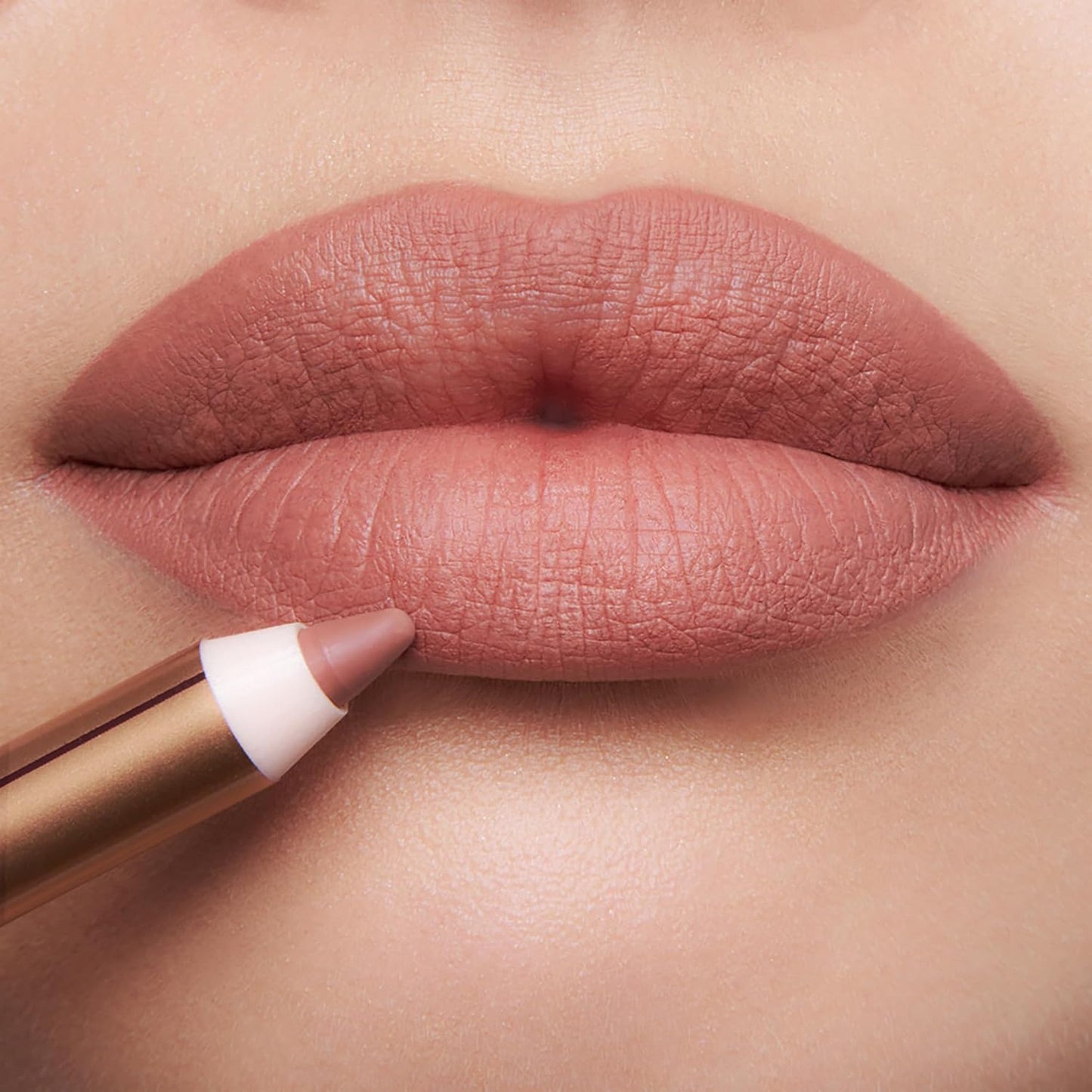 Charlotte Tilbury Lip Cheat Lip Liner Pencil - Fuller-Looking Defined Pout | Waterproof & Enriched with Jojoba Oil