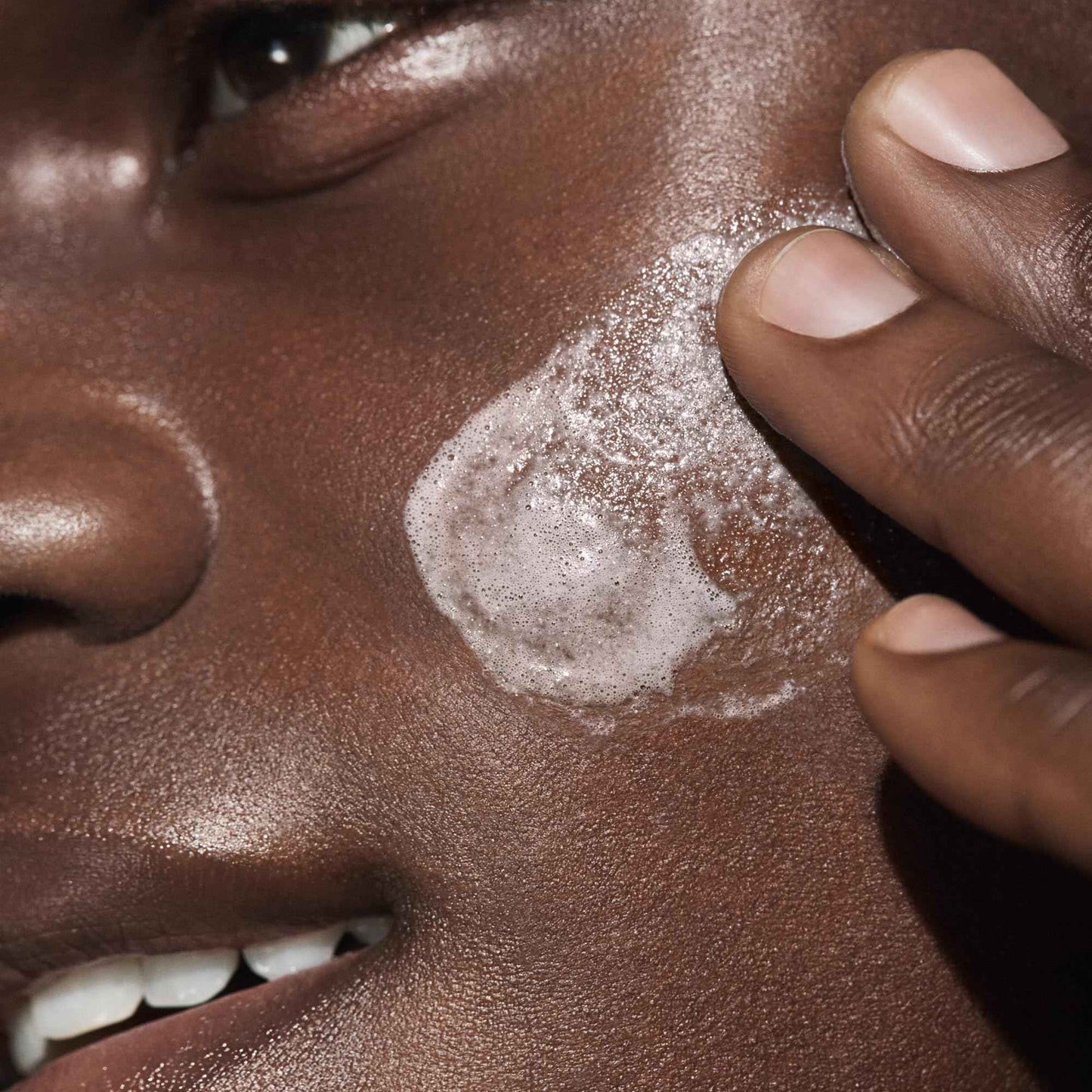 Well People Juice Cleanse Soothing Aloe Face Cleanser, Nourishing Gel-based Cleanser For All Skin Types, Softens & Hydrates Skin, Vegan & Cruelty-free