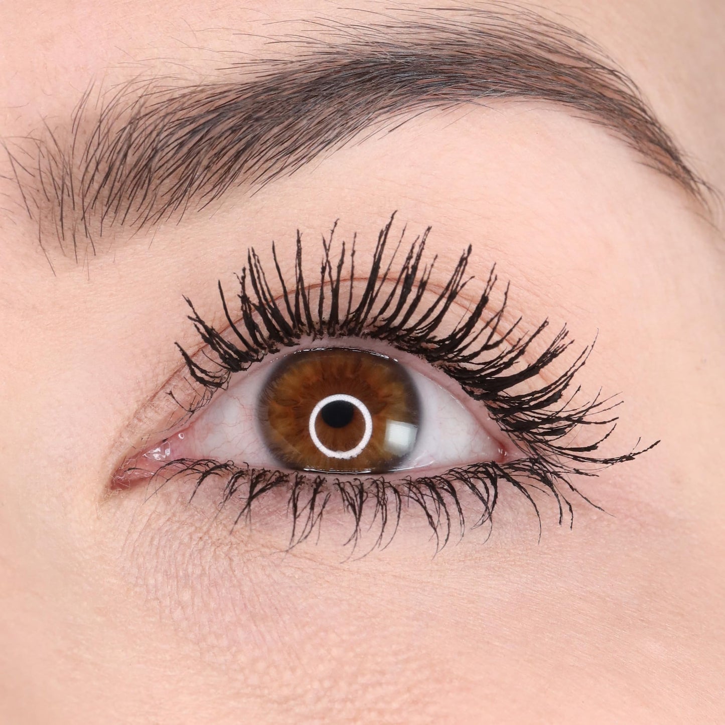 Whats Up Beauty - Watch Me! Black Volumizing and Lengthening Mascara with Peptides + Vitamin B5 | Clean, Cruelty-Free, Sustainable | Made in Italy | Lash Care for Conditioning & Strength