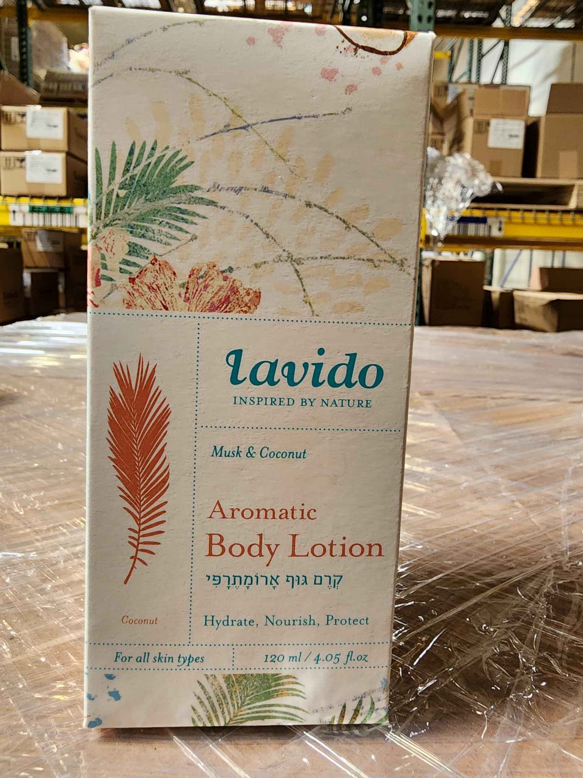 Lavido - Natural Aromatic Body Lotion | Clean, Non-Toxic Skincare (Musk & Coconut, 4.05 fl oz | 120 ml)