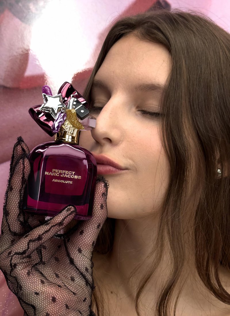 Marc Jacobs Perfect Absolute Eau de Parfum – Ambery Women's Perfume – With Notes Caramelized Fig Accord, Jasmine Absolu & Rich Amber Accord – 1.6oz