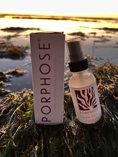 Porphose Skin Shielding Mist: Hydrating Antioxidant for Dry and Sensitive Skin. Hypoallergenic, Fragrance Free, Dermatologist and Pediatrician Tested NATIONAL ECZEMA ASSOCIATION SEAL OF ACCEPTANCE