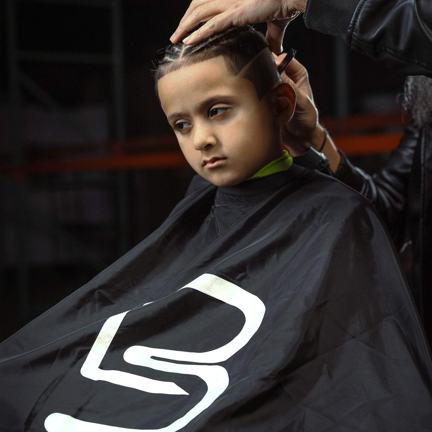 Black Barber Cape - Adjustable Neck Closure for Comfort | Universal Size for Stylists