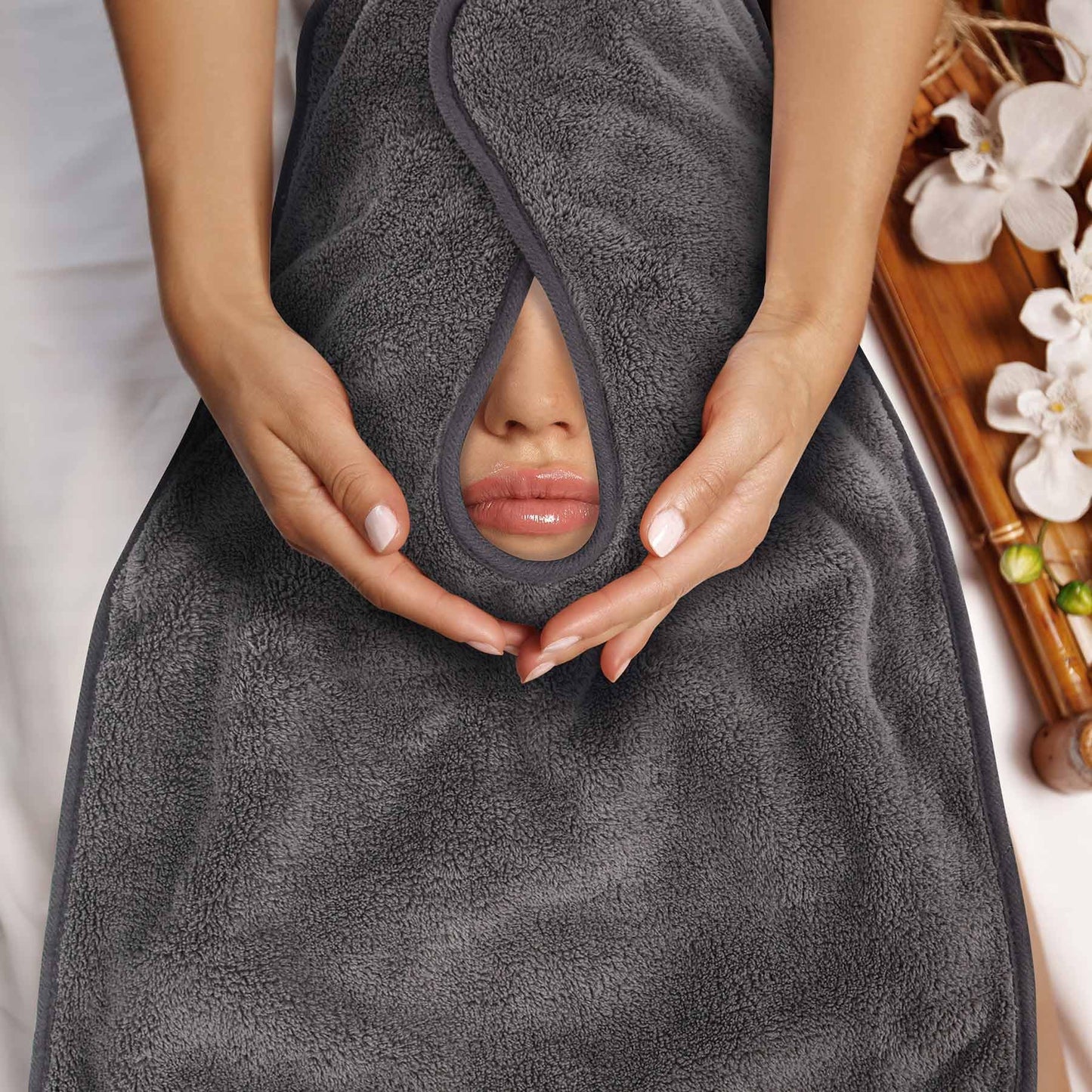Breenhill 12 Pack Soft, Thick Spa Towels - Microfiber Facial Towels for Professional Estheticians