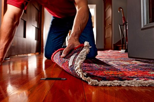 3M Rug Anchor, 4 Strip Pairs, Designed to Hold Down Rug Corners & Edges, Featuring Command Brand Stretch Release Adhesive, Securely Grips The Floor With No Mess Residue, Easy To Install (SRA-4)