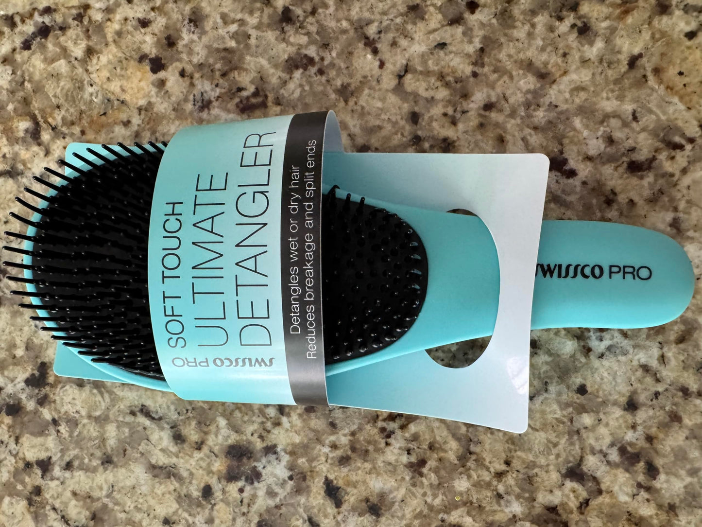 SWISSCO PRO Soft Touch Ultimate Detangler Hair Brush, Wet and Dry Hair Brush, All Hair Types, Reduces Breakage and Split Ends (Aqua Blue)