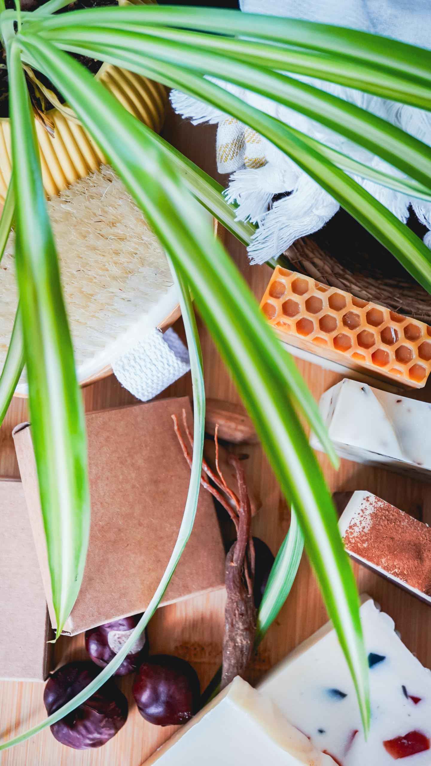 GrabNat 4-Pack Oatmeal Honey Soap | Handmade, All-Natural, Cold-Processed | Gentle Cleanse for Face & Body, Suitable for All Skin Types (4 x100grams/4 x 3.5oz)