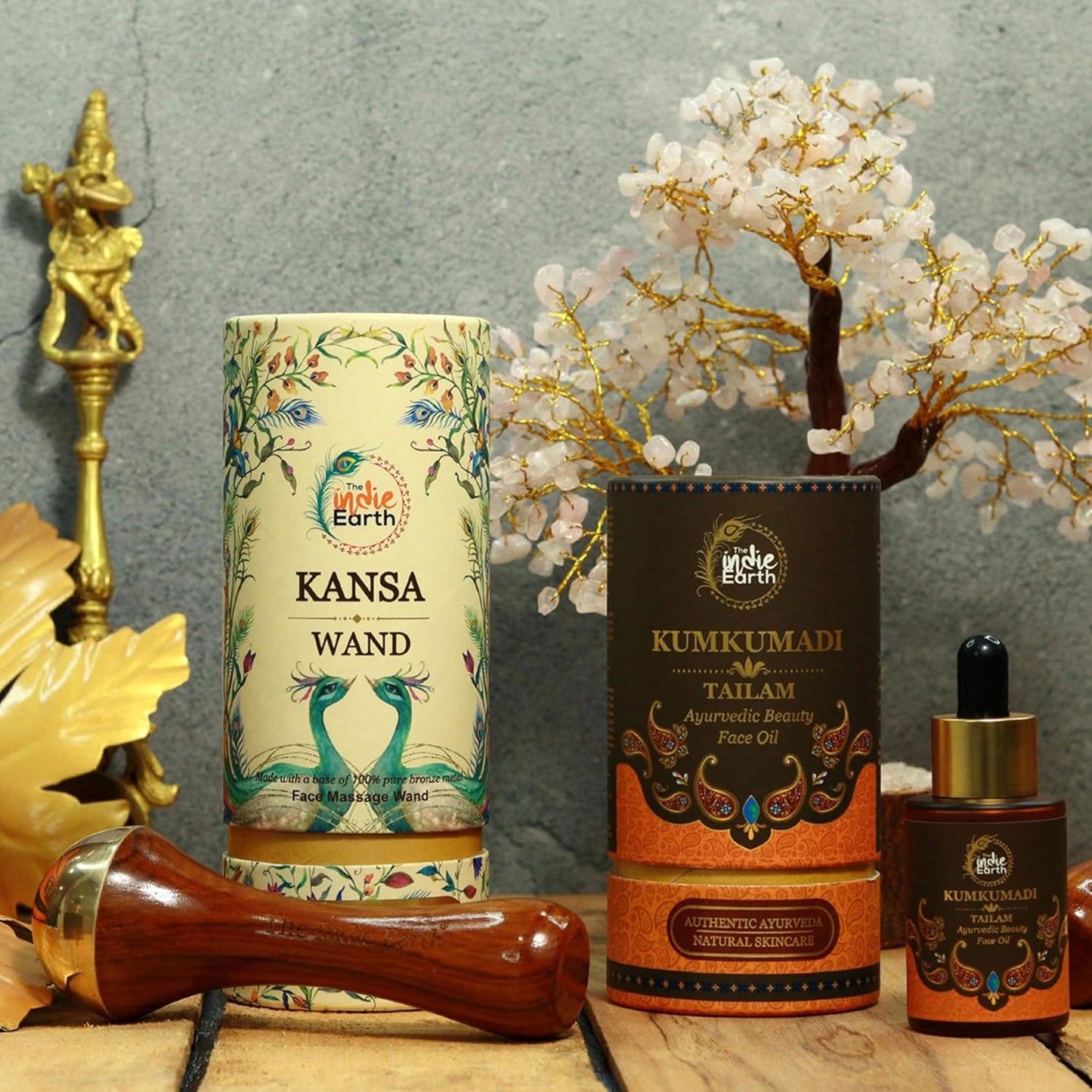 Kumkumadi Tailam Ayurvedic Face Oil - Night Serum for Brighter, Glowing Skin | 30 ml with Turmeric, Saffron & Lotus