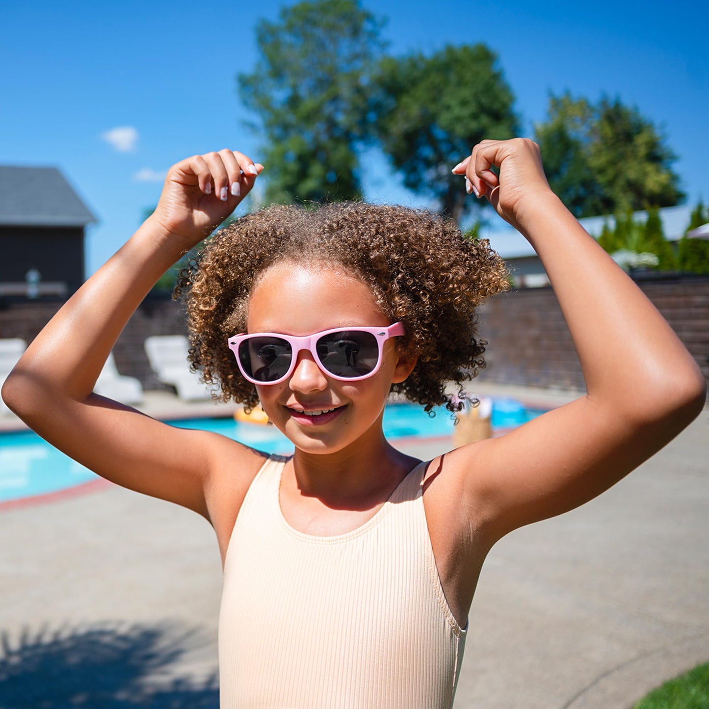 AQUA GUARD Pre-Swim Hair Defense For Kids | Chlorine Hair Shield + Easy Comb-Through | Made in California | Color Safe, Leaves Hair Smelling Great | 8.45 oz