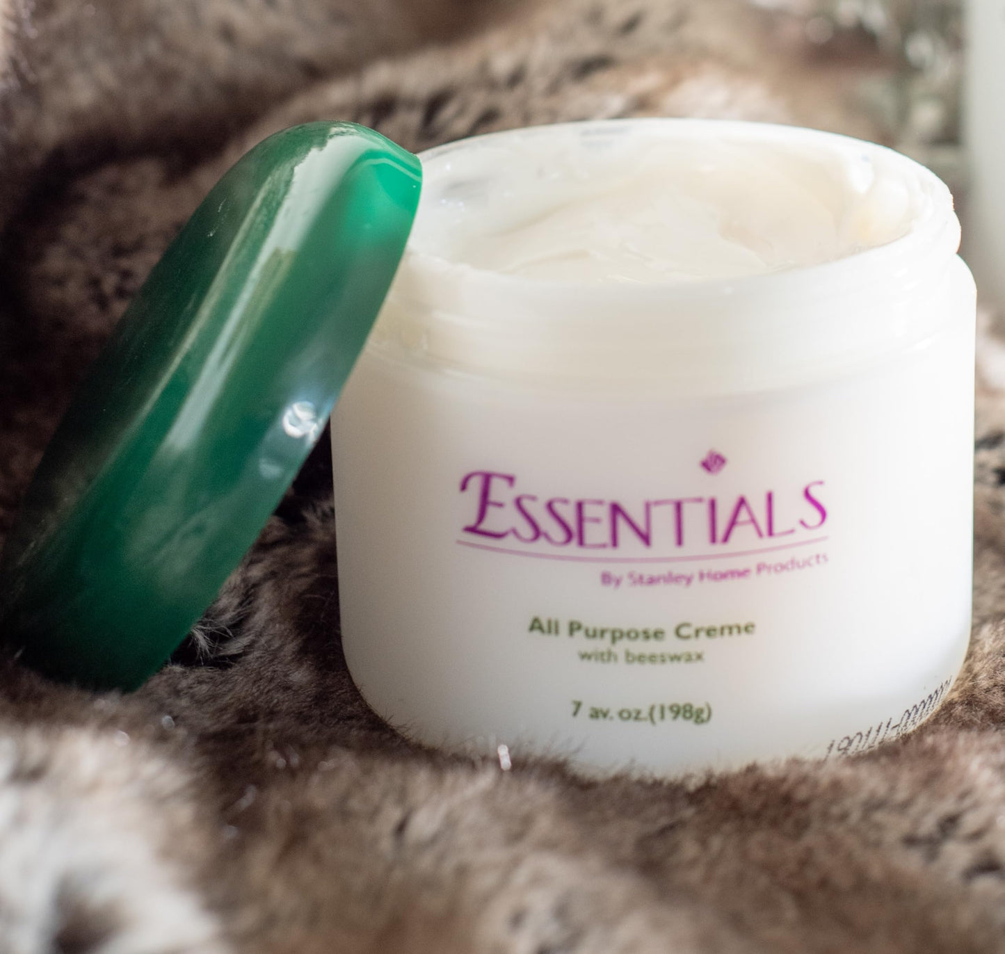 Stanley Essentials All-Purpose Cream - Emollient Lotion with Beeswax For Soft Youthful Skin - Rids & Hydrates Callous Patches For Men & Women