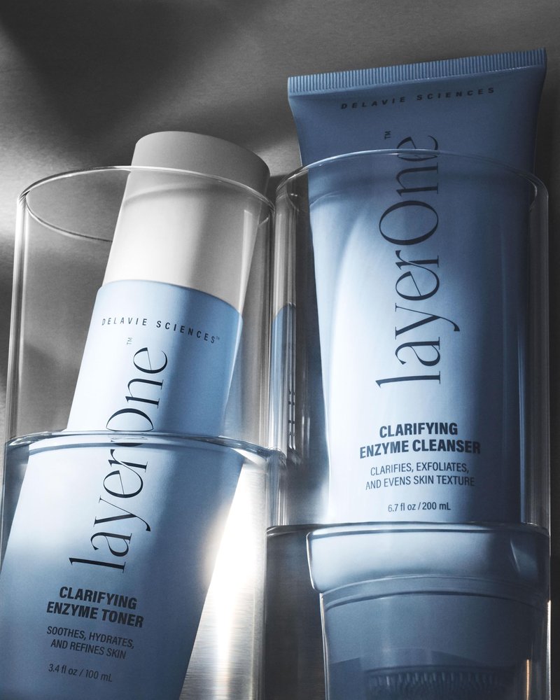 layerOne Clarifying Enzyme Cleanser, Gentle Daily Facial Exfoliant, Pore-Cleansing Formula, 3.38 fl oz