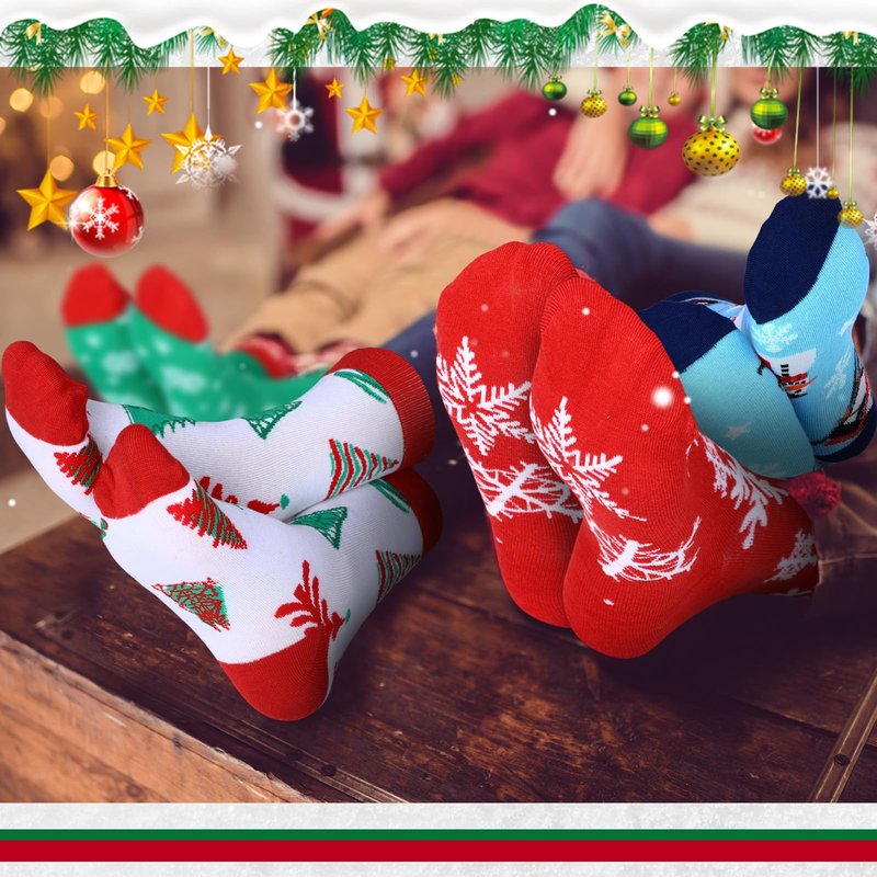 Dansydaisy 32 Pcs Christmas Gifts Set Christmas Makeup Bags Bulk Santa Socks Holiday to Do List Notepad Snowman Ballpoint Pens Keychain Xmas Party Winter Gifts
