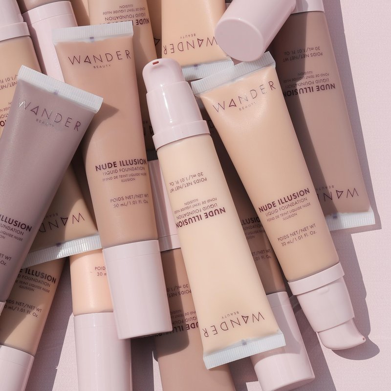 Wander Beauty Nude Illusion Liquid Foundation - Fair - Medium to Full Coverage Foundation - Natural Makeup with Vitamin E & Macadamia - Nude Skin Finish Blurs & Conceals - Travel-Friendly - 1.01 fl oz