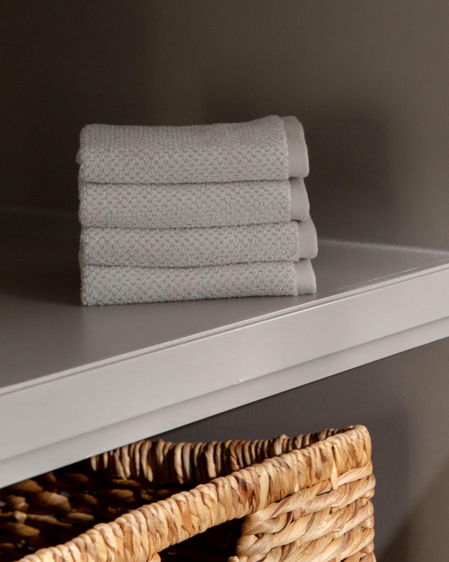 Cozy Earth Nantucket 60% Cotton 40% Viscose from Bamboo Washcloth - 600 GSM Plush & Fast-Drying with Rice Weave Pattern - 4 Pack 13" x 13" Luxury Washcloth - Light Grey