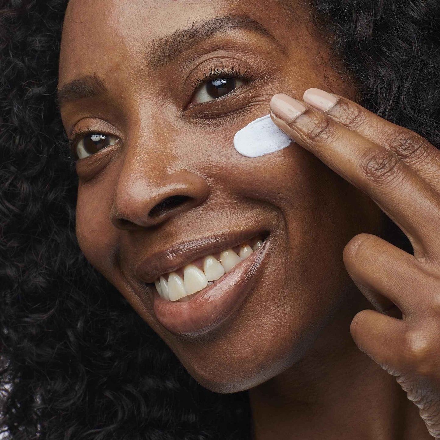 No7 HydraLuminous+ Hydrating Whipped Day Cream - Hyaluronic Acid Facial Moisturizer with 2% Vitamin B3 Niacinamide for Skin Barrier Repair & Visibly Healthy-Looking Skin (1.69 Fl Oz)