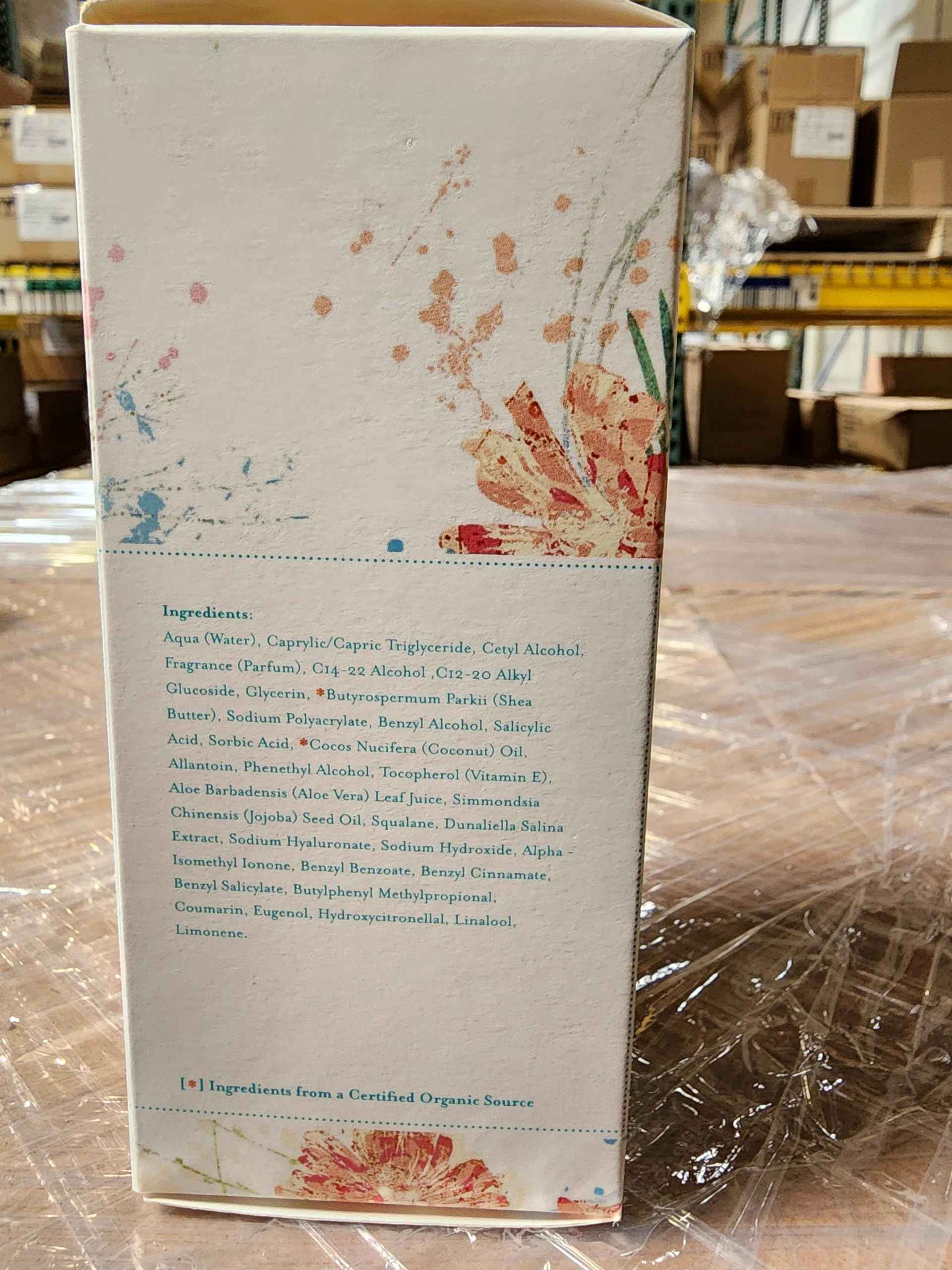 Lavido - Natural Aromatic Body Lotion | Clean, Non-Toxic Skincare (Musk & Coconut, 4.05 fl oz | 120 ml)