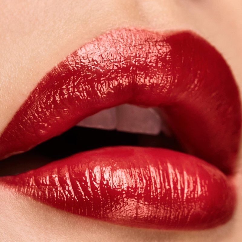 Elizabeth Arden Lipstick, Lip Color Makeup Enriched with Advanced Ceramide Complex, Vitamin E and Maracuja Oil, Red Door Red