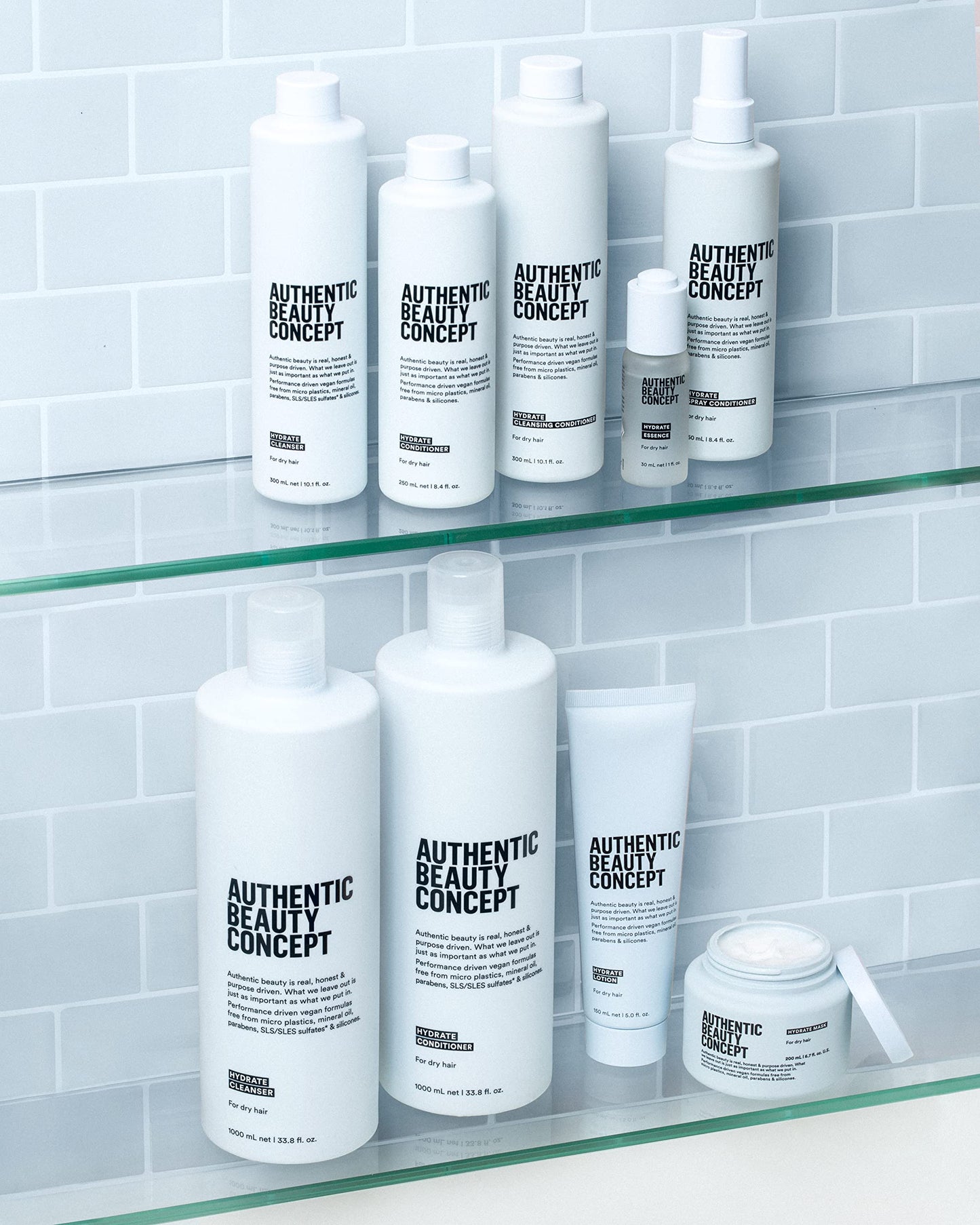 Authentic Beauty Concept Hydrate Spray Conditioner | Lightweight Leave-In Spray | Adds Moisture & Manageability | Normal To Dry or Curly Hair | Vegan & Cruelty-free | Silicone-free | 8.4 fl. oz.