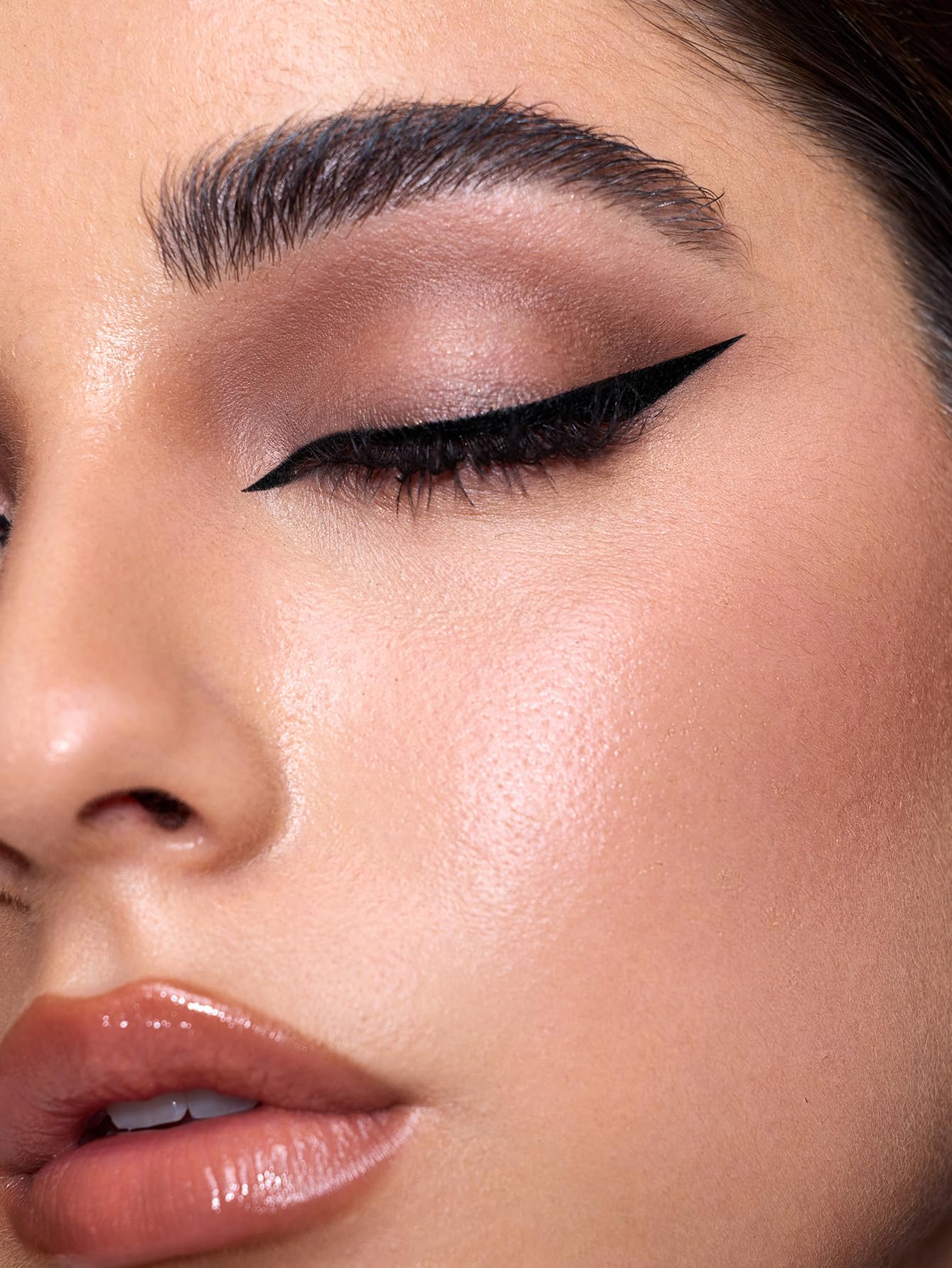 SHEGLAM Oh So Rich Matte Eyeliner Waterproof Smudgeproof Longwearing Liquid Eyeliner