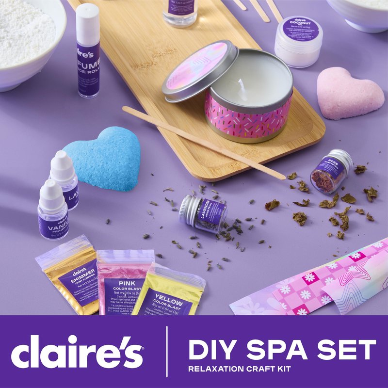 Claire’s DIY Bath Bomb & Scented Candle Making Set, 32-Piece Spa Craft Kit, Make Your Own Soothing Oils & Perfume Fragrance, Kids Toys, Science Beauty Project Activity, Arts & Crafts Gift for Ages 6+