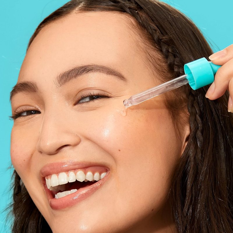 Freeman Glow Booster Serum - Lightweight Hydrating Face Primer with Vitamin C | 1.0 fl. oz.