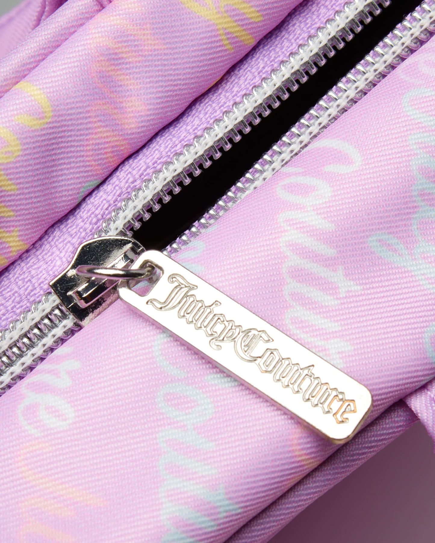 Juicy Couture Lavender Purple Makeup Bag Cosmetics Organizer Travel Essentials Weekender Pink Logo Print
