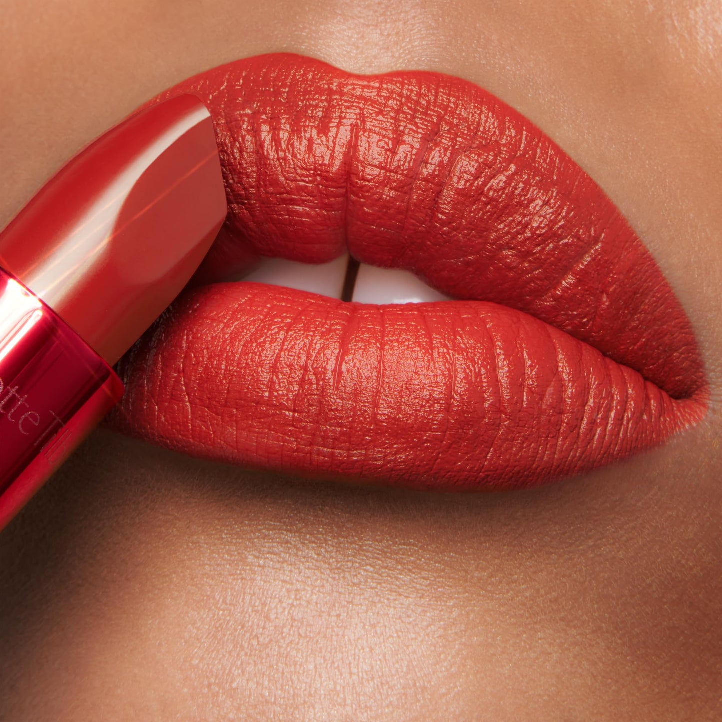 Charlotte Tilbury Matte Revolution Lipstick - Long Lasting, Matte Lipstick with Buildable Color & Lip-Loving Ingredients - Creamy, Easy to Blend Formula - Flame Flame