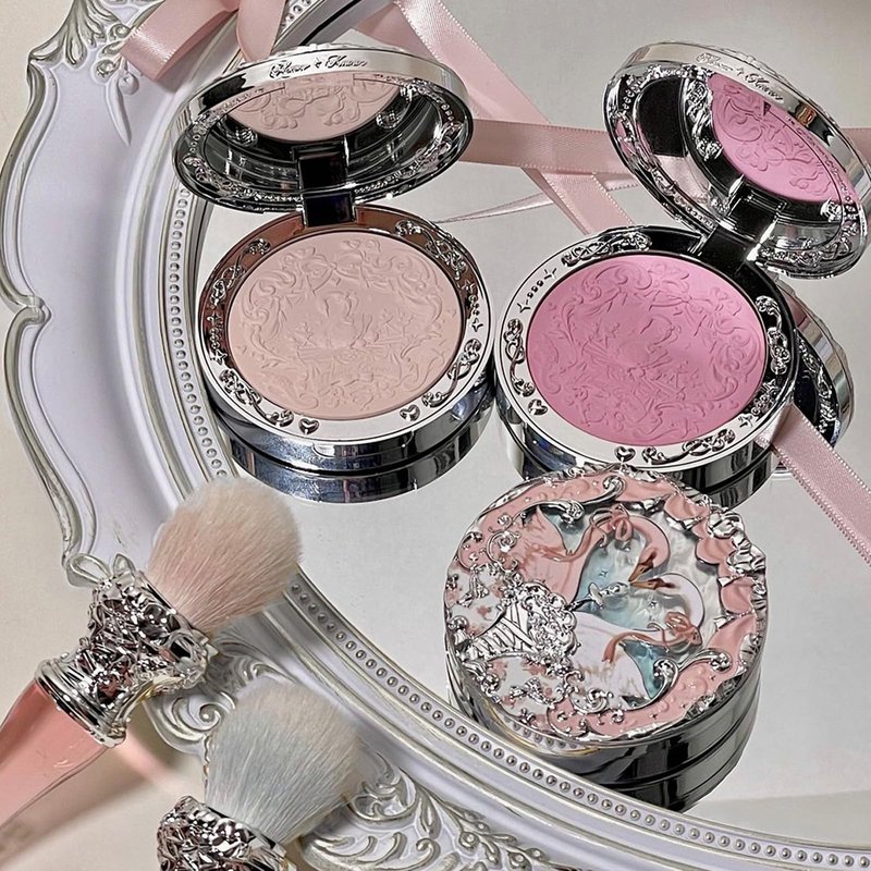 Flower Knows Swan Ballet Embossed Blush,Soft Pink Matte Powder Blush for Cheeks,Buildable & Blendable Face Makeup,Soft Long-Lasting Cute Make Up for Women & Girls,0.17 Oz(02 Romanticism)