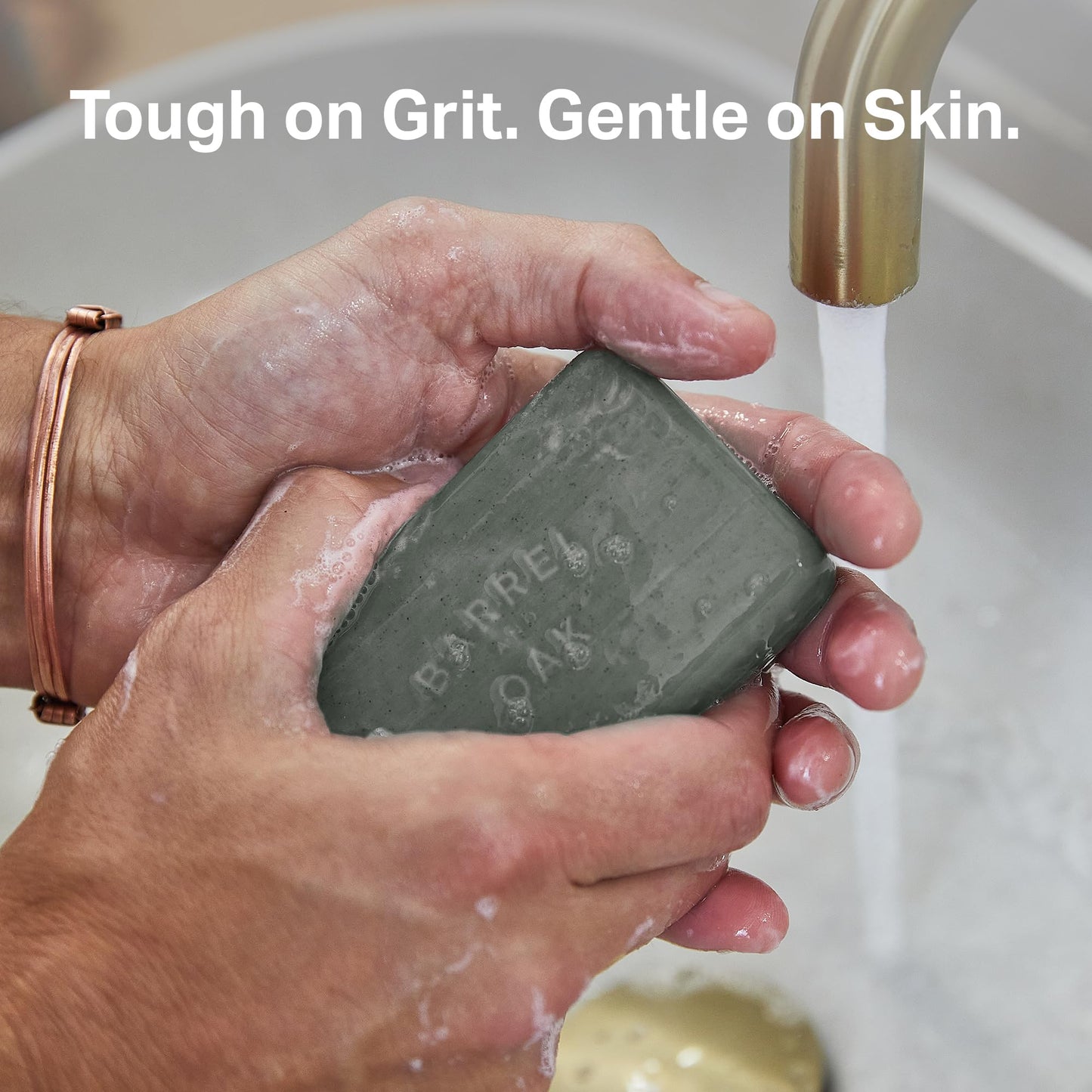 Barrel & Oak Exfoliating Bar Soap for Men, Kaolin Clay with Charcoal, Walnut Shell Powder, Olive Stone, and Essential Oils, Long-Lasting Bar Soap, Vegan, SLS-Free, Black Oak, 3-Pack