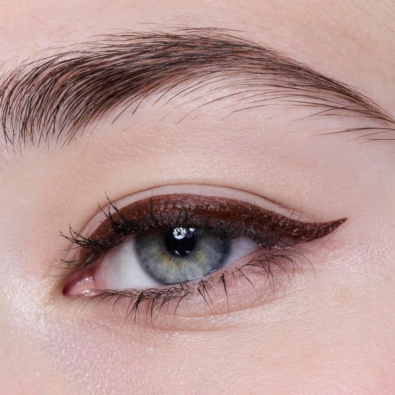 e.l.f. H2O Proof Eyeliner Pen - Waterproof, Long-Lasting Felt Tip Liner for Bold Looks | Deep Brown, Vegan & Cruelty-Free