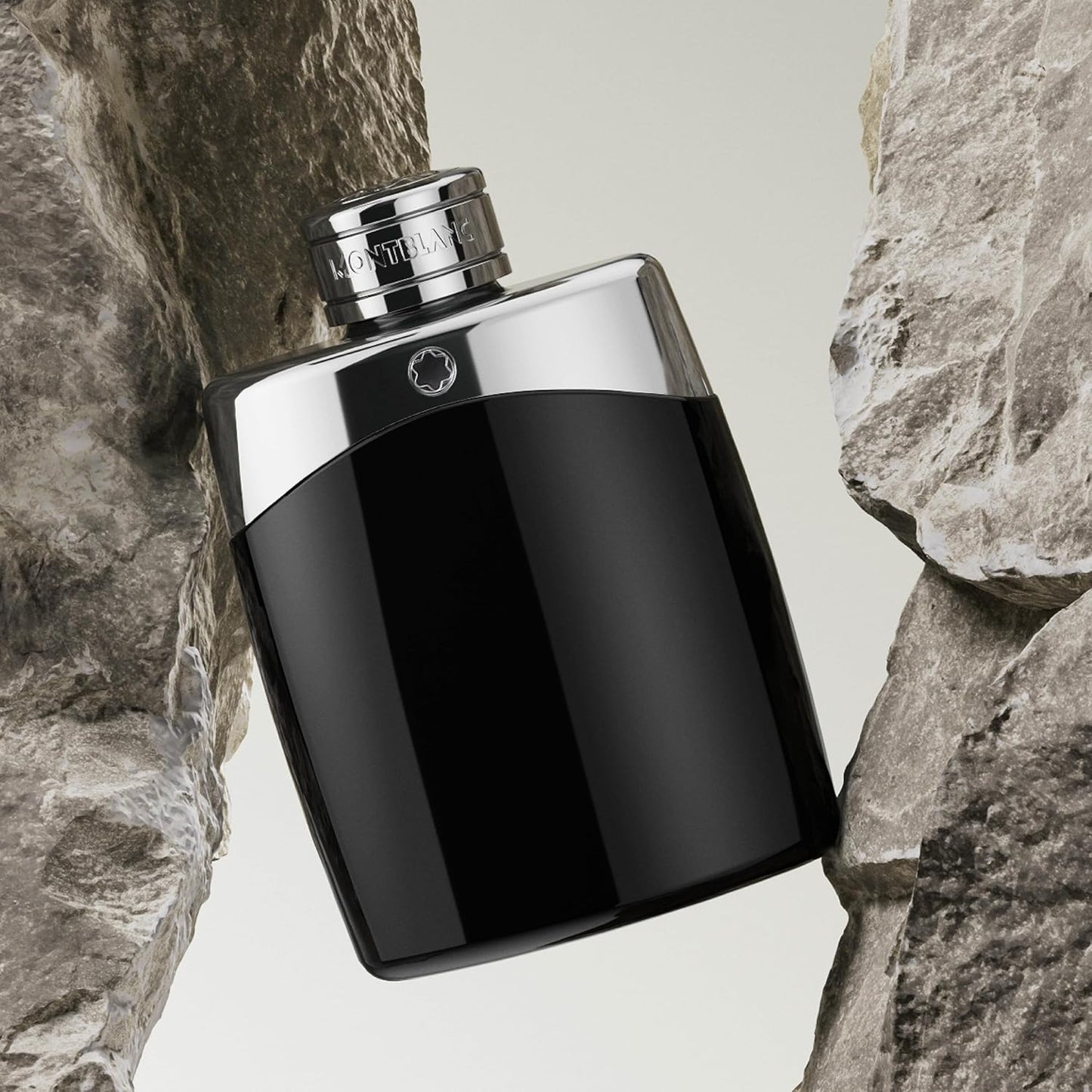 Montblanc Legend Eau de Toilette | Men's Fresh Fougere Fragrance with Bergamot, Jasmine & Sandalwood Notes