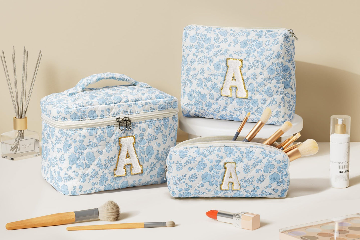 Birthday Gifts for Teen Girl Women, Personalized Initial Makeup Bag Quilted Cosmetic Bag Make Up Bags Travel Toiletry Bags Teen Girl Gifts Trendy Stuff Mothers Day Gift for Wife Mom Daughter Friends