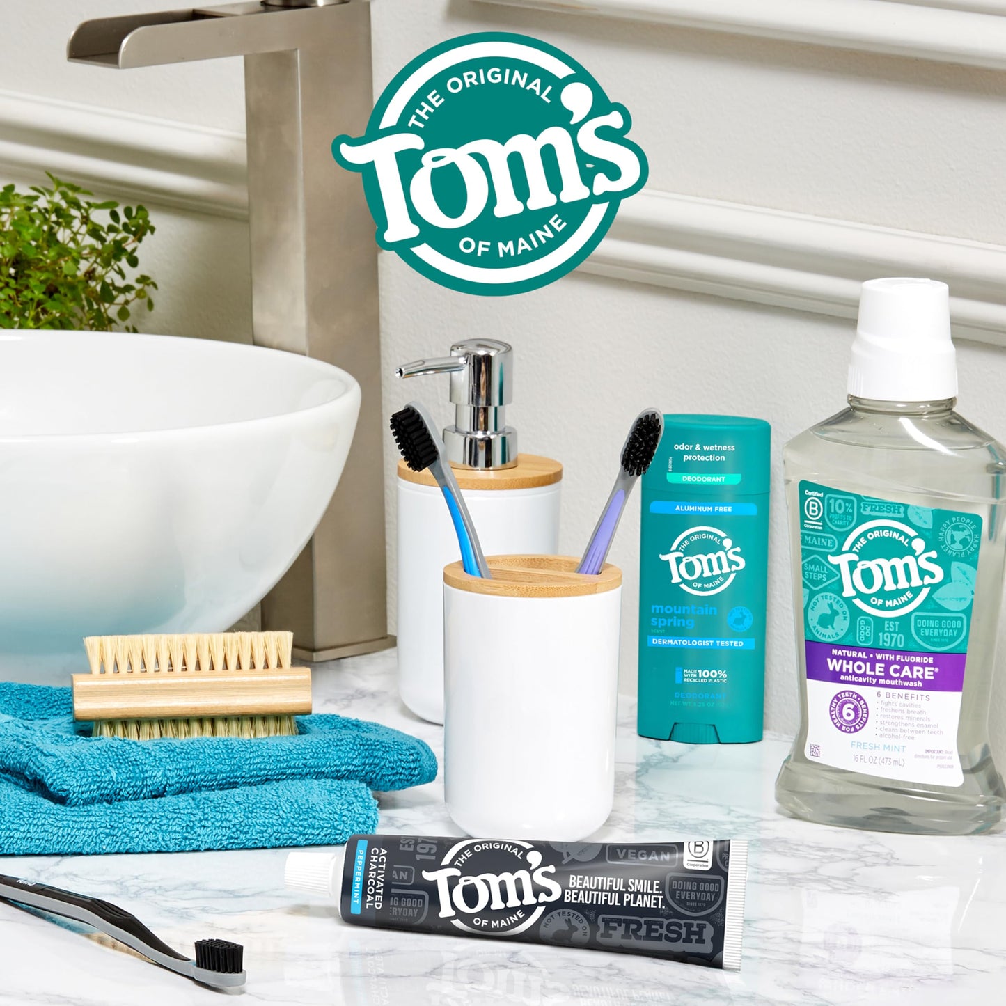 Tom's of Maine Activated Charcoal Whitening Toothpaste with Fluoride, Peppermint, 4.7 oz. 3-Pack (Packaging May Vary)
