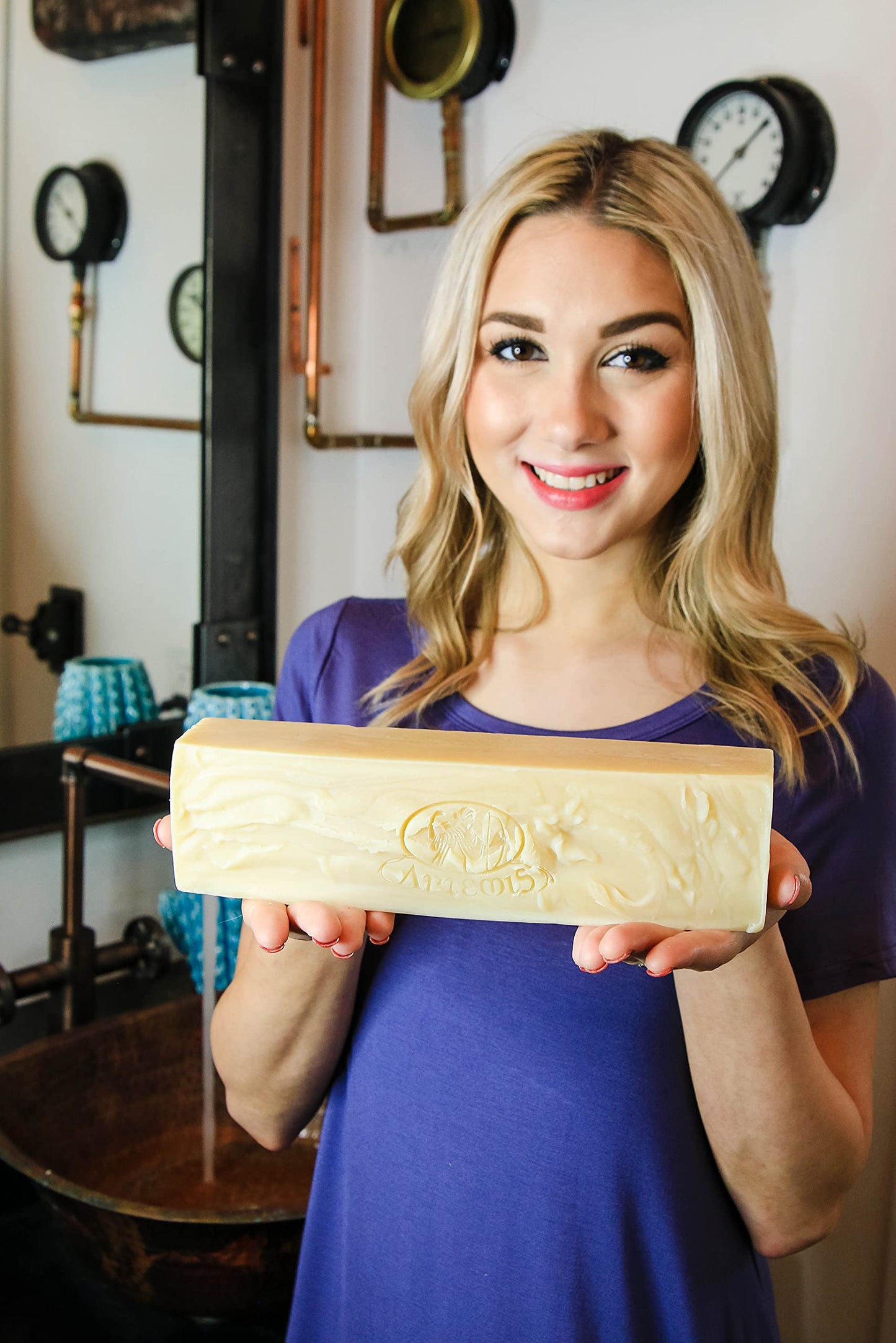 Organic Goat's Milk Soap Loaf - Cut Into 8 to 10 Soap Bars - Natural Ingredients - Hypoallergenic - 2 Pound Block