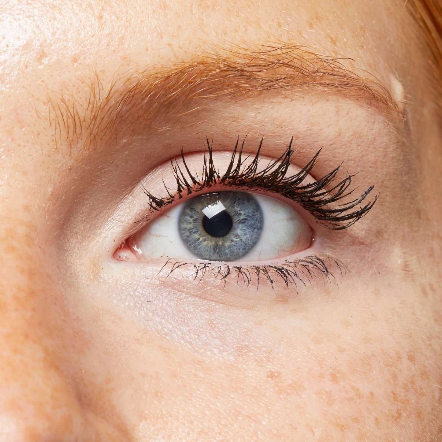 No7 The Full 360 Waterproof - Black - Sweat-Proof, Rain-Proof, Tear-Proof Mascara - Adds Volume, Length & Curl for Up to 12 Hours (7ml)