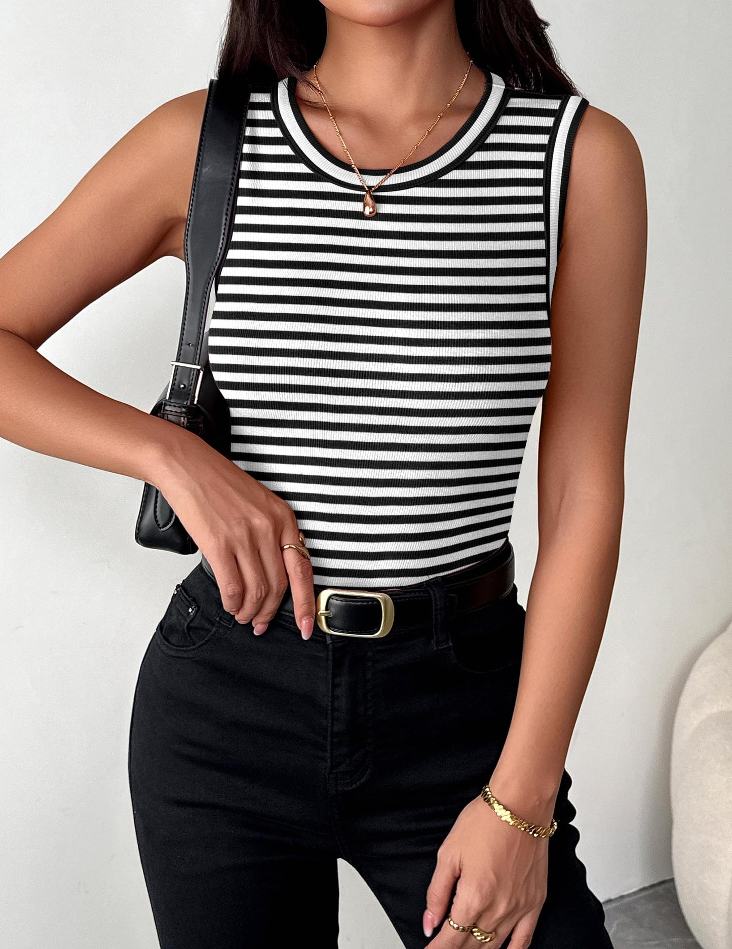 Zeagoo Womens Sleeveless Crewneck Ribbed Tank Tops Casual Basic Summer Top Slim Fitted Racerback Shirts